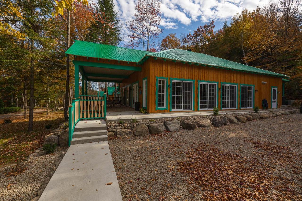 Domaine Riviere Sacacomie Hotel Saint-Alexis-des-Monts Exterior foto