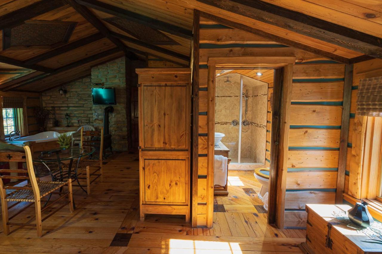 Domaine Riviere Sacacomie Hotel Saint-Alexis-des-Monts Exterior foto